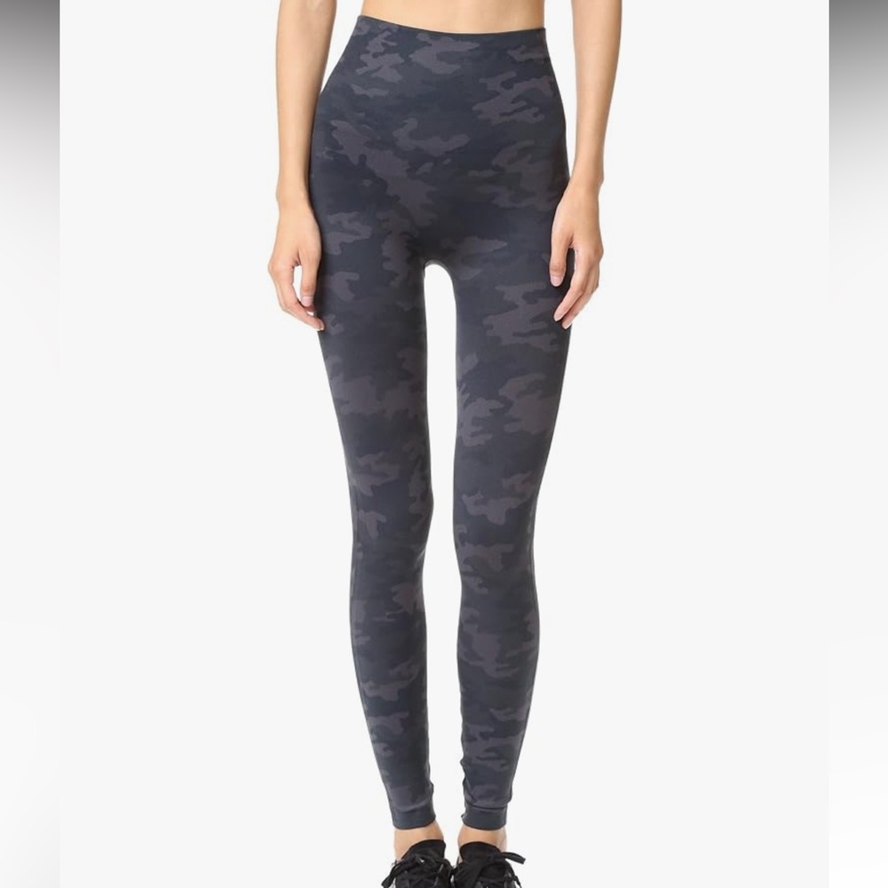 SPANX Seamless Camo High-Waisted Leggings